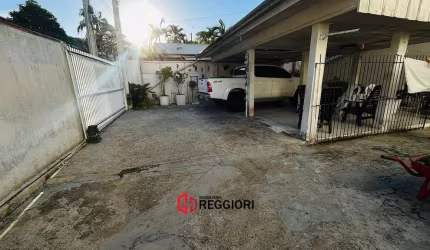 CASA A VENDA 273 M² 13X21 6 DORM NAÇÕES BC