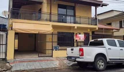 CASA 3 DORM 127M² BAIRRO NAÇÕES BALNEARIO CAMBORIU