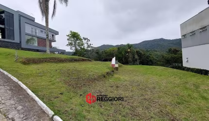 TERRENO COND FECHADO 600 MTS BALNEÁRIO CAMBORIÚ