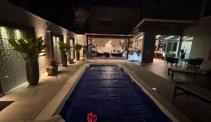 CASA 3 SUÍTES COM PISCINAS RESSACADA EM ITAJAI
