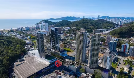 3 SUÍTES 600 MET MAR, PRAIA BRAVA ITAJAI NA PLANTA