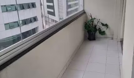 AP 2 QUARTOS 1 VAGA AV. BRASIL CENTRO BAL CAMBORIU