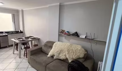 AP 2 DORM QUADRA MAR CENTRO BALNEARIO CAMBORIU SC