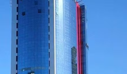 AP BEM LOCALIZADO COM 3 SUITES 3 VAGAS EM ITAPEMA