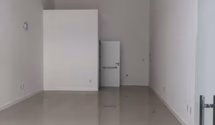 SALA COMERCIAL 1 VAGA CENTRO DE BC