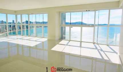 4 SUÍTES E 4 VAGAS NA FRENTE MAR BC CENTRO