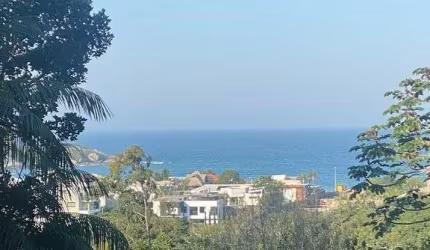 TERRENO NO ESTALEIRO COM VISTA MAR BAL CAMBORIÚ