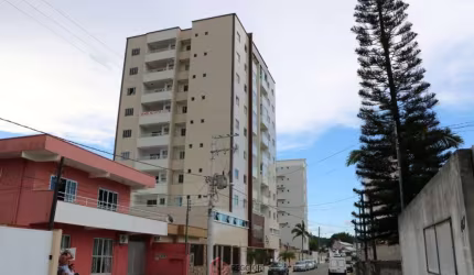 APARTAMENTO 3 QUARTOS CENTRO CAMBORIU