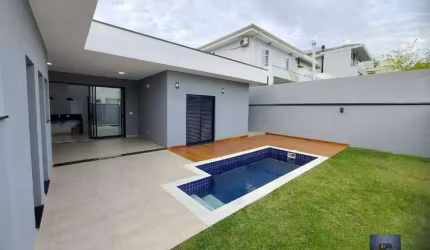Casa com 200m² 3 suítes condomínio Fechado em Campinas SP