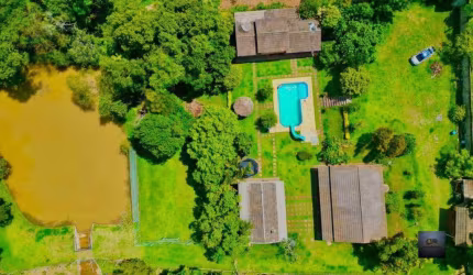 Chácara a Venda com Área de 4.350m2 à 01km Rod. Castelo Branco - Bairro Chácara dos pinhais - BoituvaSP
