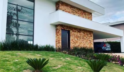 Casa a venda no condomínio Lago Azul Golfe Clube - Araçoiaba da Serra - São Paulo