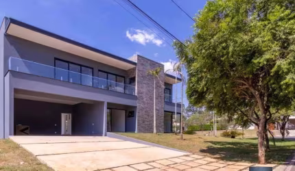 Casa a venda no condomínio Lago Azul Golfe Clube - Araçoiaba da Serra - São Paulo