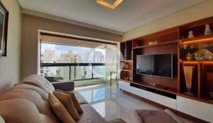 Maravilhoso apartamento com 143m², localizado no charmoso bairro da ponta da praia,