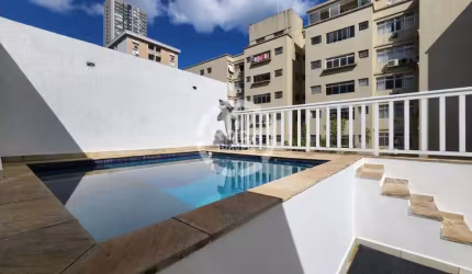 CASA de 3 dormitórios á venda no Gonzaga com área gourmet e piscina!