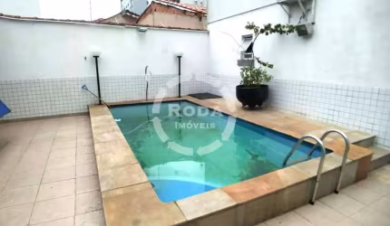 Casa Sobresposta Baixa com 3 quartos sendo 2 suítes e Piscina Privativa e Salão com Churrasqueira 2 vagas no Aparecida em Santos