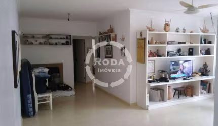 Apartamento Amplo e Bem Localizado a Uma Quadra da Praia na Ponta da Praia, Santos/SP