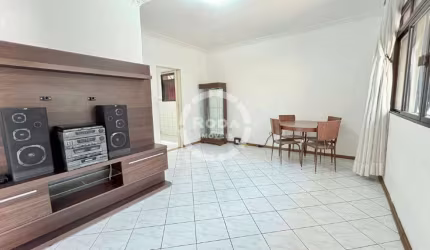 Venda sobrado, Ponta da Praia, 03 quartos, garagem, ótima lozalização.
