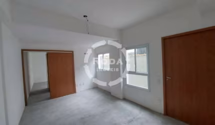 Apartamento térreo de 1 dormitório à venda em Santos, localizado no bairro do Estuário.