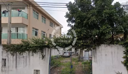 Excelente Terreno de 250m² em uma ótima localização no bairro do Marapé em Santos SP
