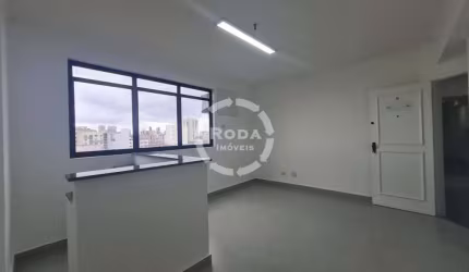 Sala Comercial para venda e locação em Santos, localizada no bairro da Vila Mathias.