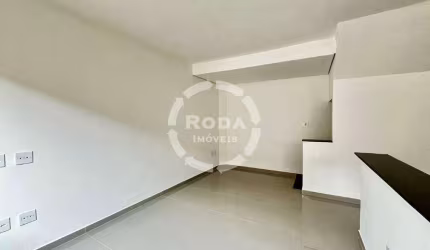 Sobrado em Condominio , 03 quartos, bairro Embaré