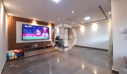 Casa com 3 dormitórios para venda em Santos
