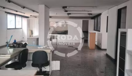 Sala Comercial para Locação no Centro de Santos – 110 m² - Centro de Santos.