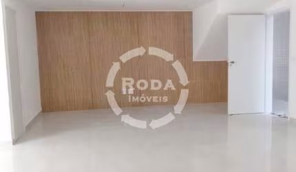 Sobreposta baixa linda, nova e com piscina!