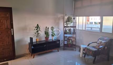 Apartamento à venda, 2 quartos, na Aparecida, em Santos/SP.