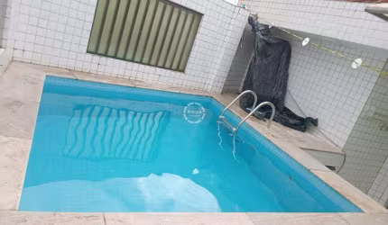 Casa Sobreposta 3 suítes a venda no Embaré - Santos/SP
