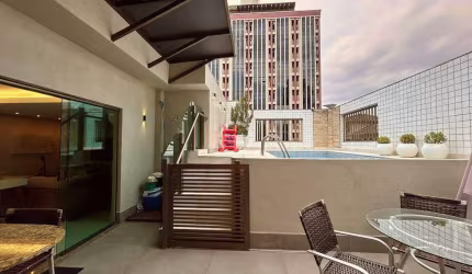 Casa com piscina - 3 Quartos à venda, 170m² - Embaré