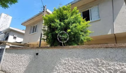Vende-se Sobrado Geminado de um lado com 3 Dormitórios e 1 Suíte 2 vagas– Encruzilhada, Santos