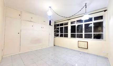 Sala Living a 1 Quadra da Praia – 46m² – Ponta da Praia, Santos