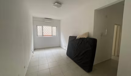 Apartamento térreo com 2 dormitórios para locação na Encruzilhada