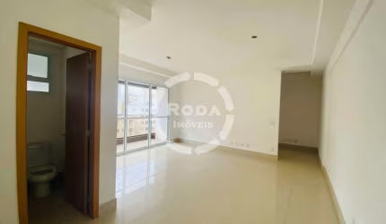Apartamento 2 quartos sendo 1 suíte , varanda e 2 vagas, lazer completo, próximo a Praia no Gonzaga em Santos