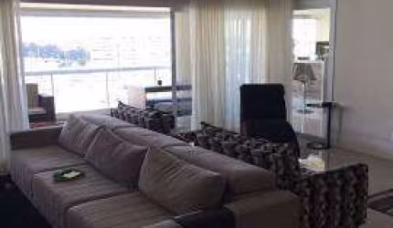 Apartamento à Venda no Cerâmica com 304m², 4 Quartos e Sacada Gourmet