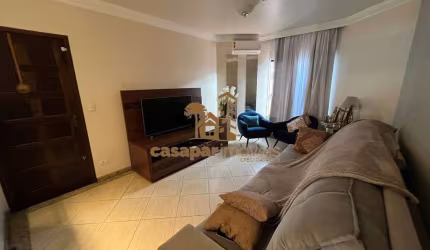 Casa Térrea à Venda com 171m², 3 Quartos e Espaço Gourmet no Jdm Vila Rica