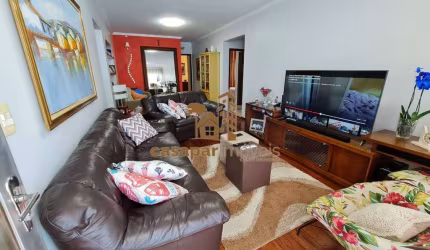 Sobrado à Venda no Bairro Nova Petrópolis com 258m² , 3 Suítes e 4 Vagas