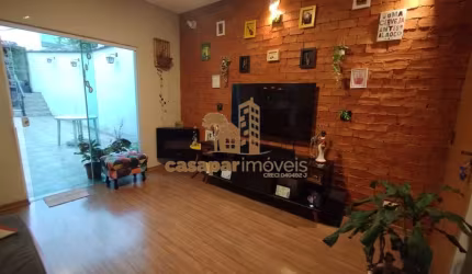 Casa com 114m² com 2 Quartos e Espaço Gourmet, no Bairro Santa Maria
