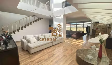 Sobrado à Venda com 350m,² com 4 Suítes , Piscina e Churrasqueira