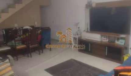 Sobrado à Venda com 230m², 3 Quartos e Estuda Permuta no Litoral