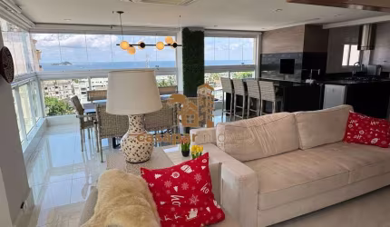 Apartamento Duplex à Venda na Enseada, 3 Suítes com 151m² e Lazer