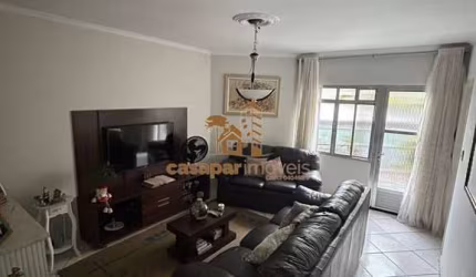 Sobrado à Venda com 141m²,3 Dormitórios no Bairro Boa Vista e Estuda Pemuta