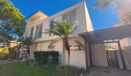 Casa em Condominio à venda, Campeche, Florianópolis, SC - Possui 4 dormitorios com 480m² de terreno