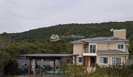 Casa Em Condomínio, Financiável, com Piscina, Quintal, 5 Suítes, 4 Vagas, À Venda, Santo Antônio de