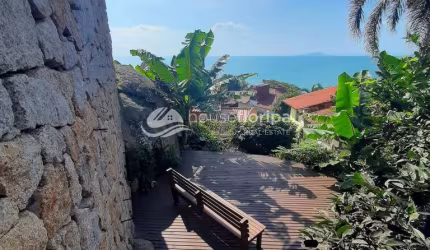 Terreno de 1031 m² com 2 Casas, Vista para o Mar, à Venda, Jurerê Internacional, Florianópolis, SC