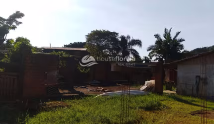 Terreno à venda, Morro das Pedras, Florianópolis, SC - com possibilidade de 3 andares de construção