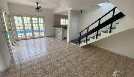 Casa com 3 dormitórios à venda, 200 m² por R$ 1.200.000 - Centro - Bertioga/SP