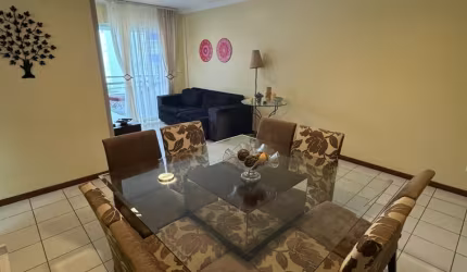 Apartamento com piscina no Bom  Abrigo