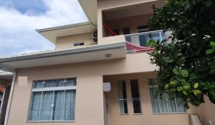 Casa Residencial em Capoeiras